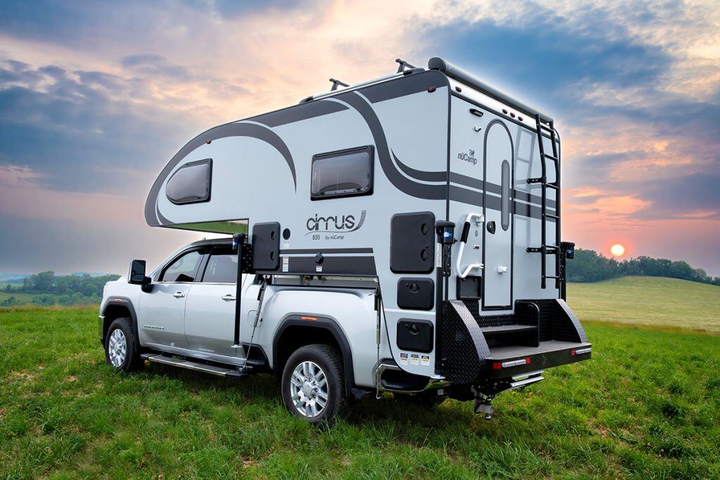 Cirrus 820 Gallery 2
